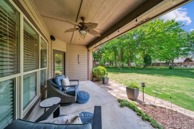 6922 Hackberry Rdg, House other with 5 bedrooms, 5 bathrooms and null parking in Owasso OK | Image 58