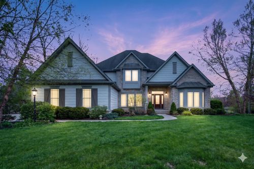 1551 Riverwood Ln, Powell, OH, 43065-6103 | Card Image