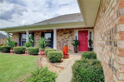 10214 Scott Plantation Dr N, Mobile, AL, 36695-9462 | Card Image