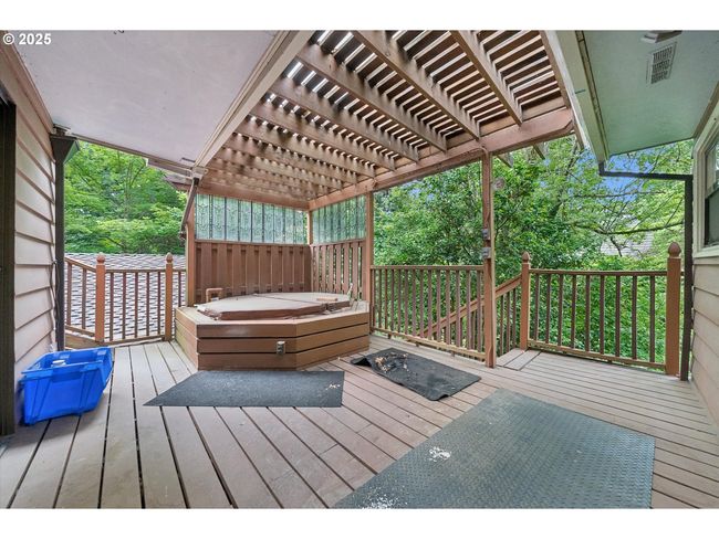 Hot Tub | Image 29