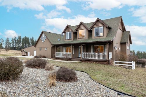 7707 S Chestnut Ln, Mica, WA, 99023-6021 | Card Image