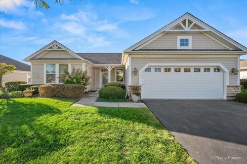 11977 Stonewater Xing, Huntley, IL, 60142-7585 | Card Image