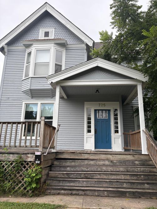 725 S Cedar Ave, Owatonna, MN, 55060-3205 | Card Image