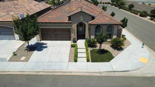6572 W Stuart Ave, Fresno, CA, 93723-4072 | Card Image
