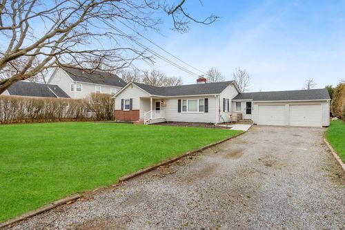 149 David Whites Ln, Southampton, NY, 11968-3405 | Card Image