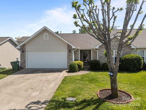 96 Sunny Meadows Blvd, Arden, NC, 28704-8819 | Card Image