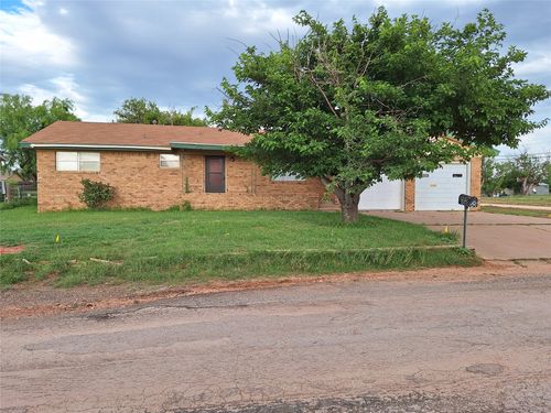 1831 Avenue N, Anson, TX, 79501-6029 | Card Image