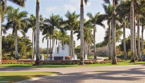 b403-2738 Tiburon Blvd E, NAPLES, FL, 34109-3612 | Card Image