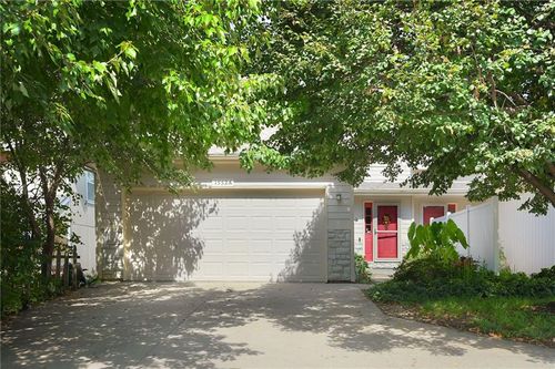 unit-a-1552 Legend Trail Dr, Lawrence, KS, 66047-2573 | Card Image