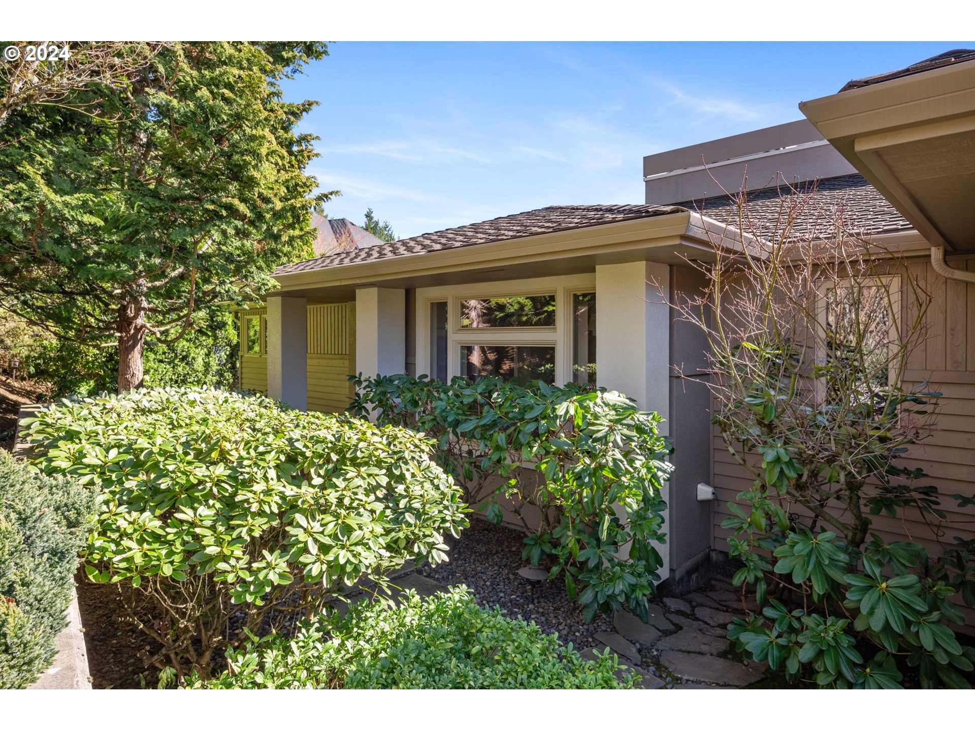 Hawkins Blvd, Portland, OR 97229