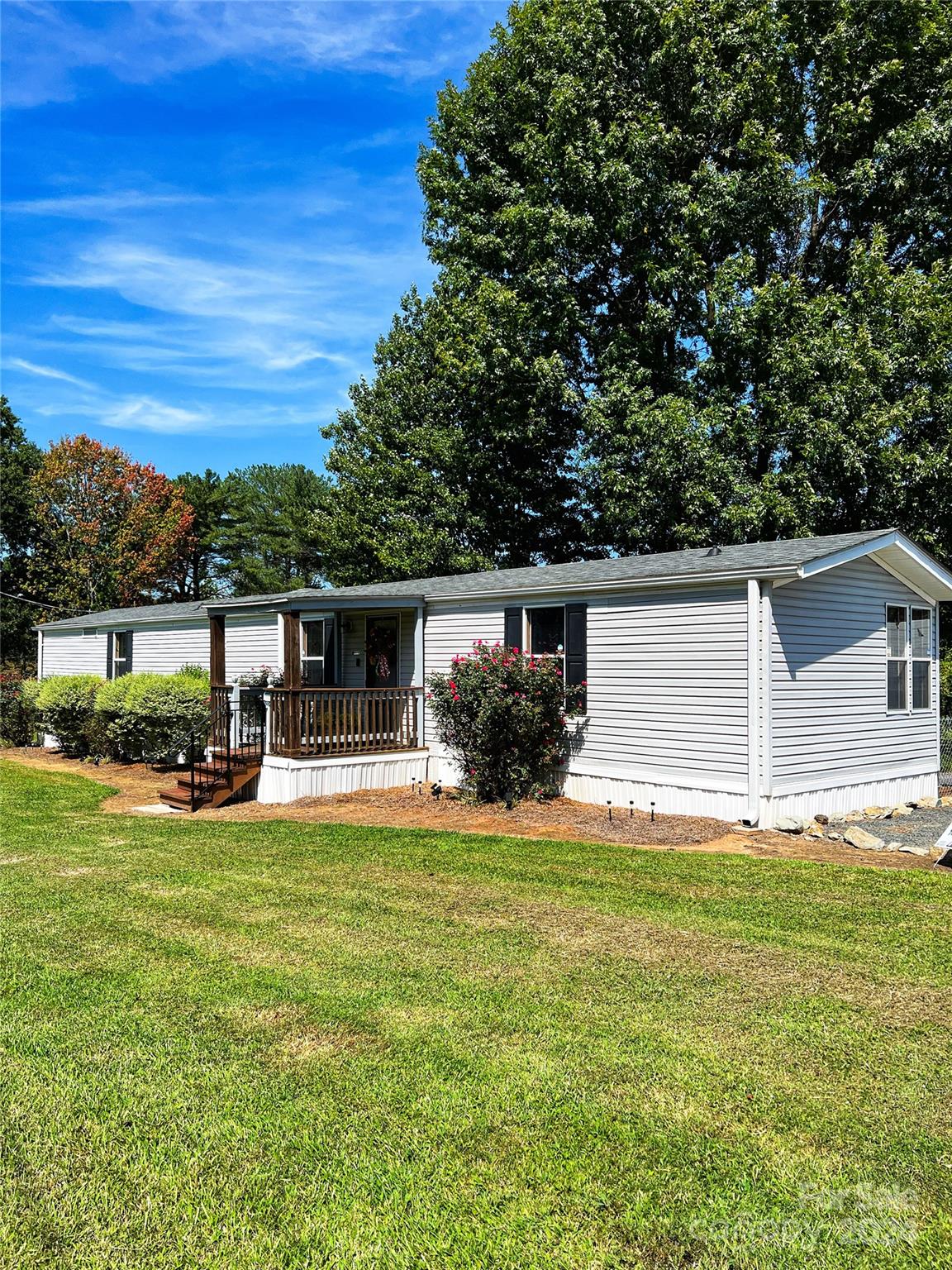 Fish Camp Rd, New London, NC 28127