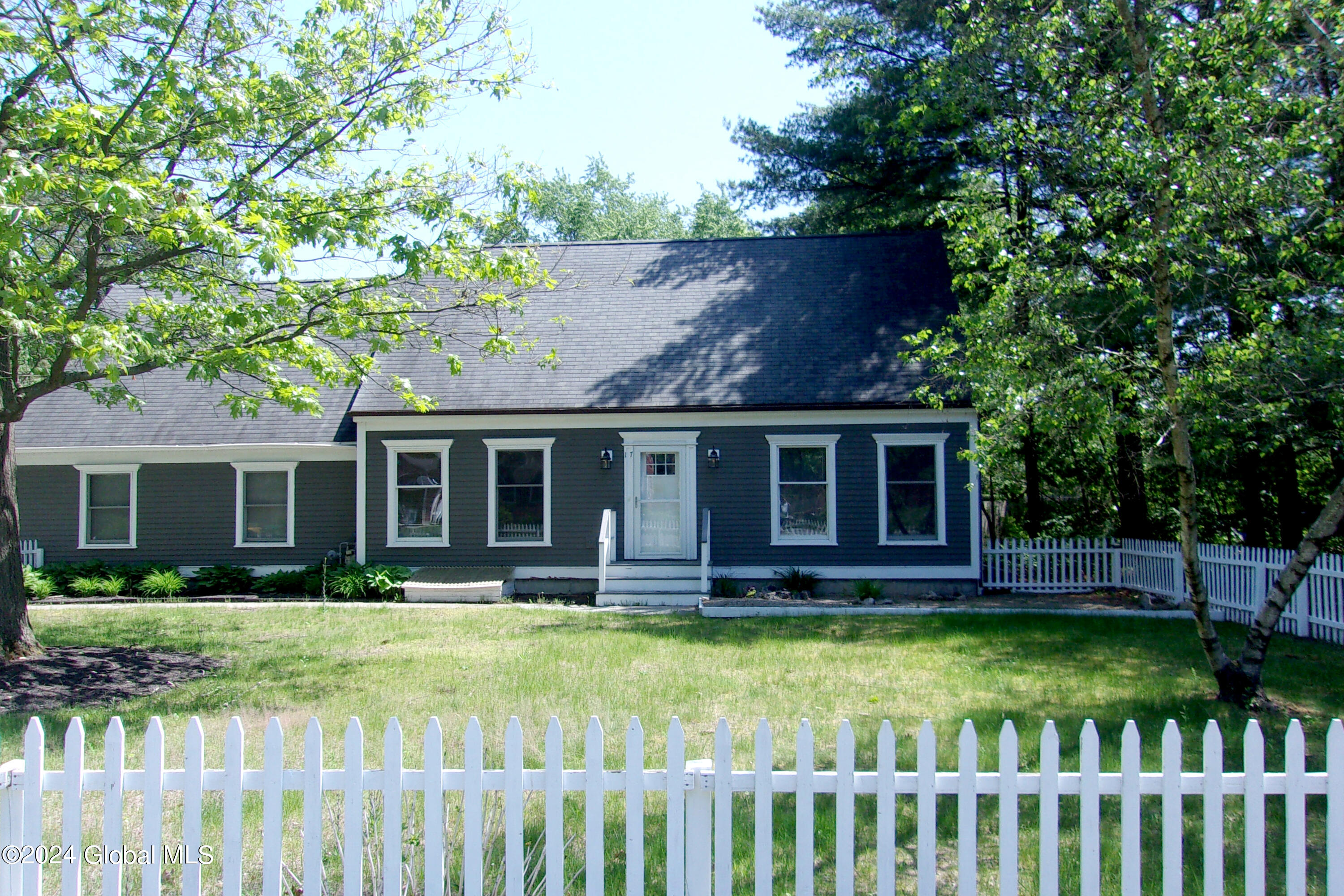 Amy Dr, Fort Edward, NY 12828