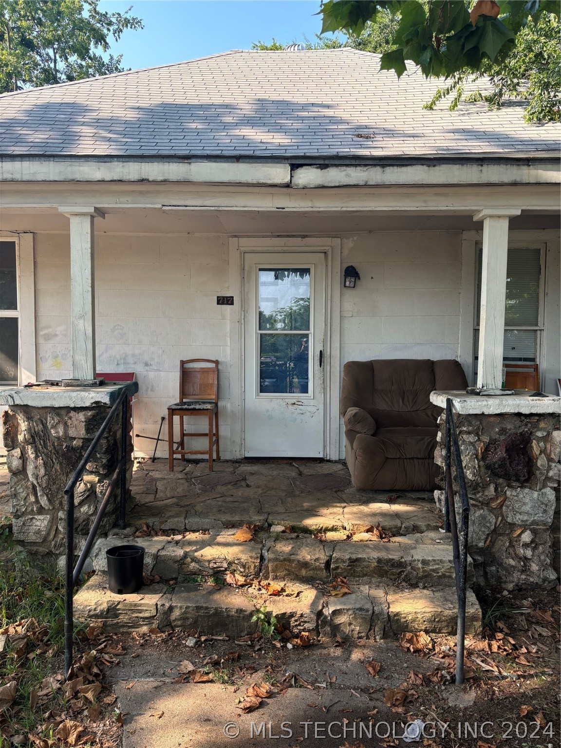 2nd Ave, Ardmore, OK 73401