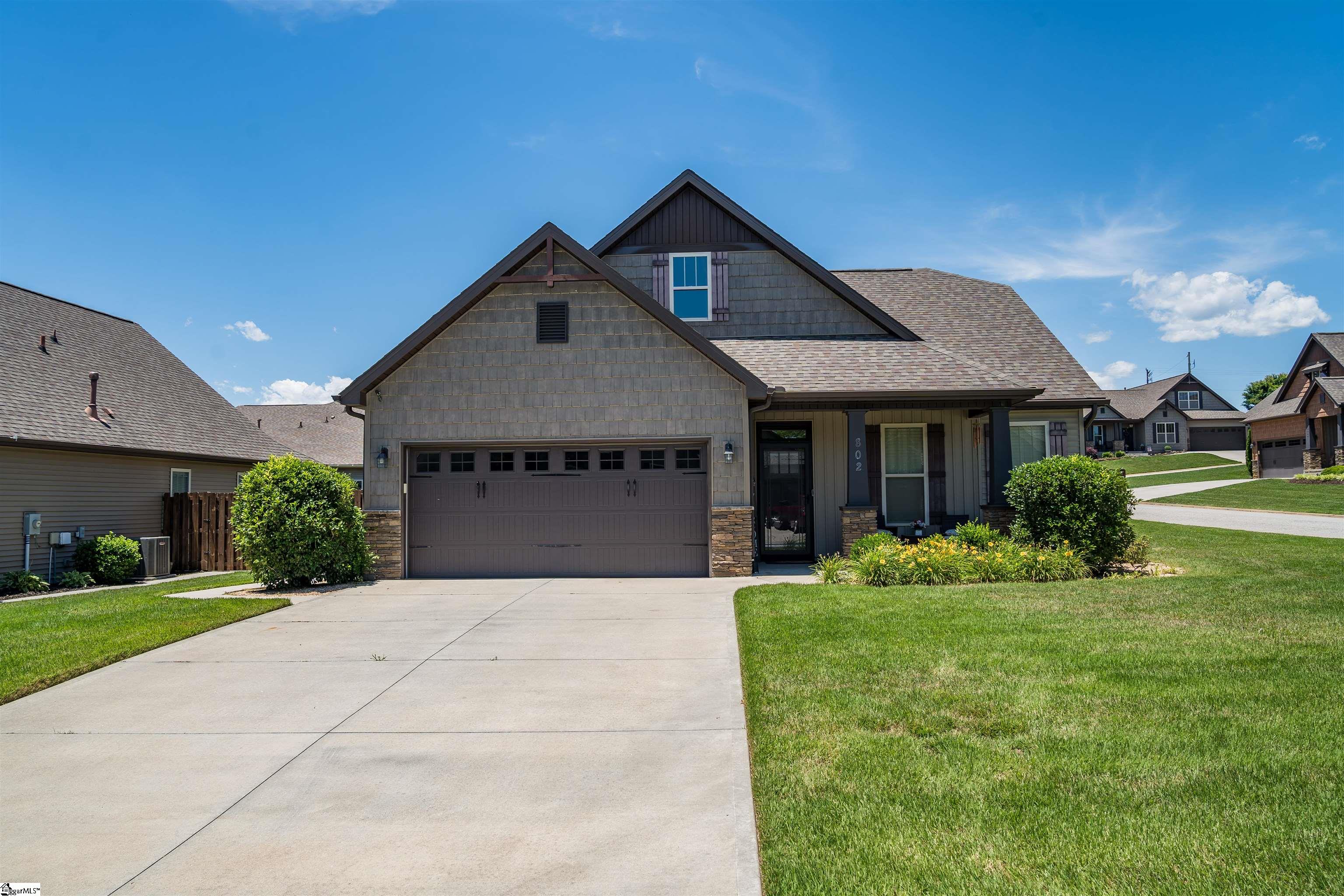 Lynshire Ln, Moore, SC 29369