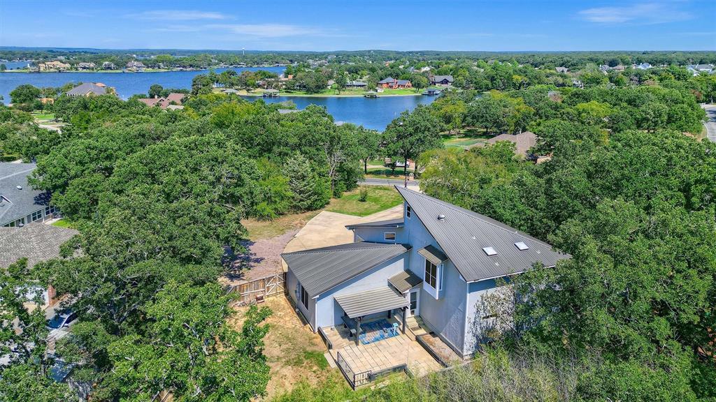 Kiowa Dr, Gainesville, TX 76240