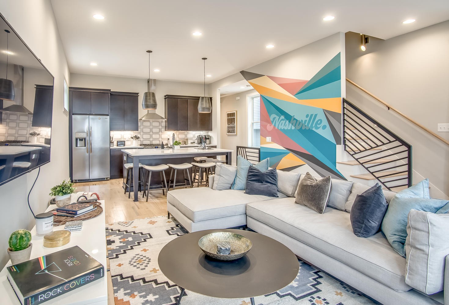 Delaware Ave, Nashville, TN 37209