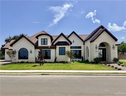 2300 W Carnegie Street, Edinburg, TX, 78539 | Card Image