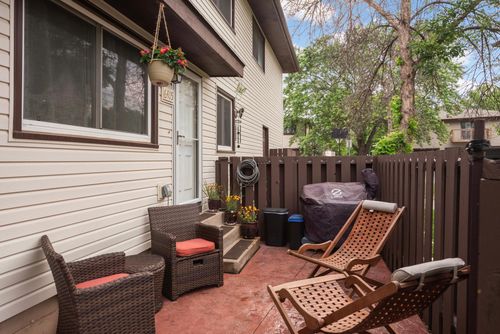 6415 84th Ct N, Brooklyn Park, MN, 55445-2226 | Card Image
