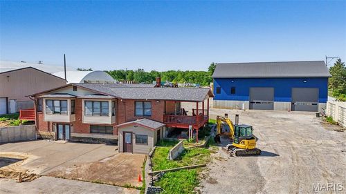 17721 N Service Road, Wright City, MO, 63390 | Card Image