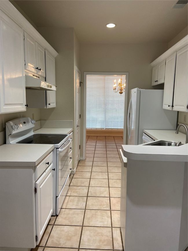 1102 N Main St, House other with 3 bedrooms, 2 bathrooms and null parking in Leonard TX | Image 7