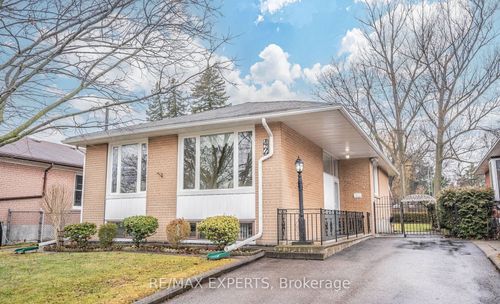lower-42 Mossbank Dr, Scarborough, ON, M1G2C3 | Card Image