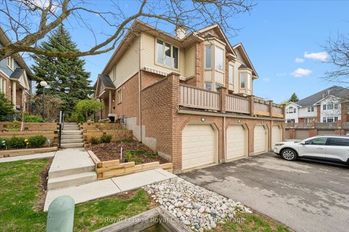 25-941 Gordon St, Guelph, ON, N1G4R9 | Card Image
