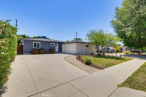 7058 Fullbright Ave, Winnetka, CA, 91306-3419 | Card Image