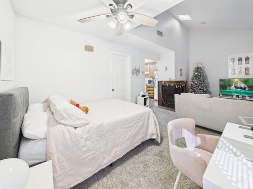 apt-101-2529 Rio Grande St, Austin, TX, 78705-4512 | Card Image