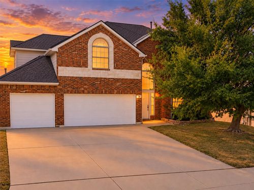 7129 Sundance Ln, Fort Worth, TX, 76179-2533 | Card Image