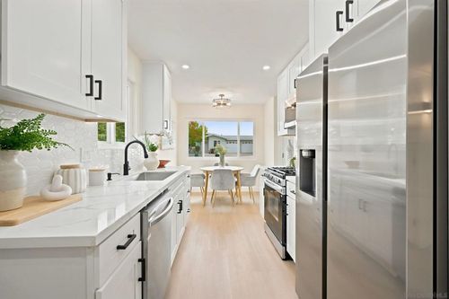 3746 Gail Dr, Oceanside, CA, 92056-4123 | Card Image