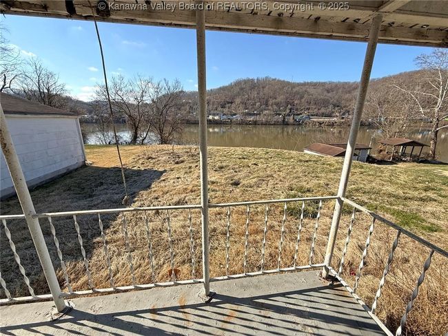 2207 W Virginia Ave, Home with 0 bedrooms, 0 bathrooms and null parking in Dunbar WV | Image 8