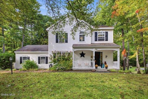 72 Kettles Way, Queensbury, NY, 12804-6411 | Card Image