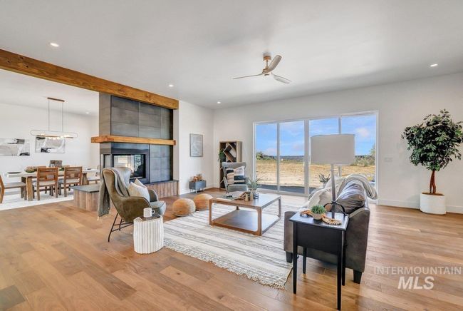 2282 E 4400 N, House other with 4 bedrooms, 4 bathrooms and 3 parking in Filer ID | Image 9