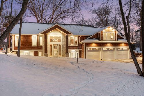 5517 Dickson Rd, Minnetonka, MN, 55345-5819 | Card Image