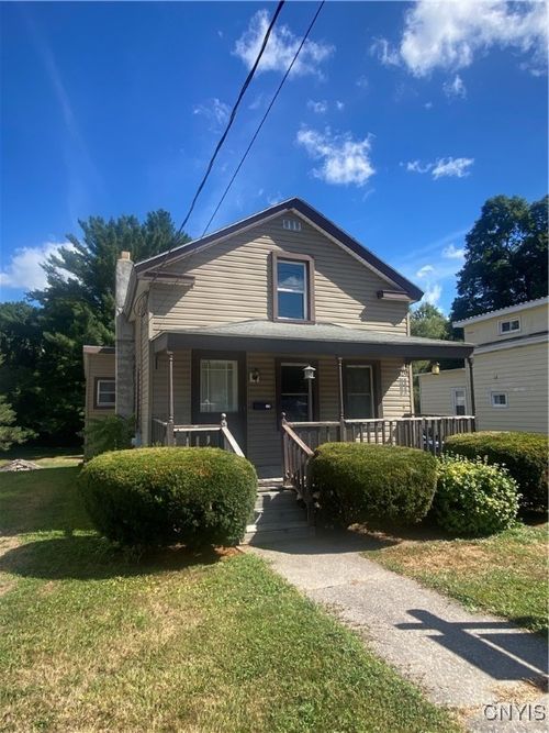 111 Seneca Ave, Oneida, NY, 13421-2561 | Card Image