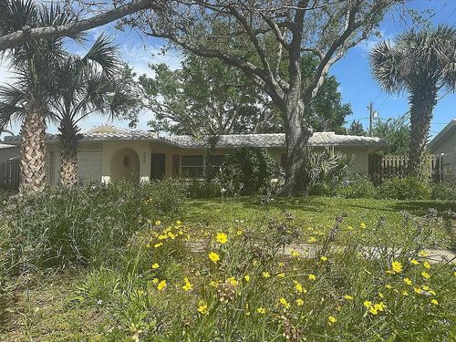 563 Gershwin Dr, LARGO, FL, 33771-1508 | Card Image