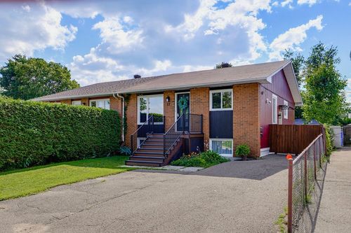 37 Rue Bonhomme, Gatineau, QC, J8P6V9 | Card Image