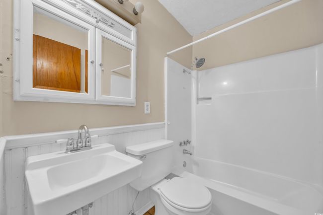 1907 Rose St, House other with 4 bedrooms, 3 bathrooms and 6 parking in Conway SC | Image 10