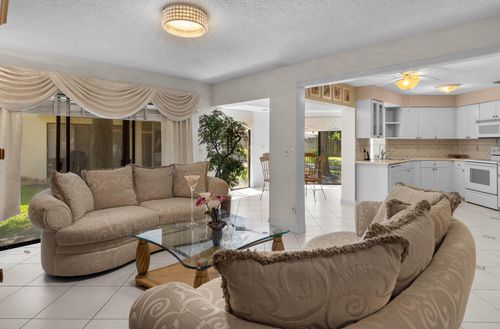 803-3404 Emerald Oaks Dr, Hollywood, FL, 33021-8403 | Card Image