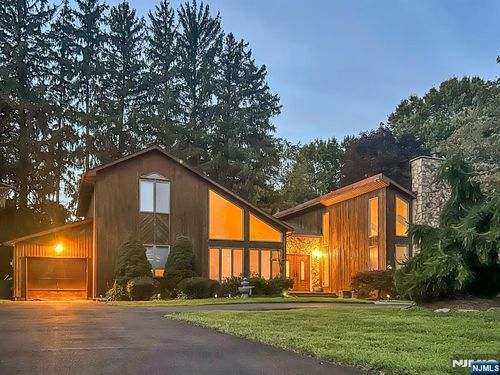 14 Louisa Ct, Wayne, NJ, 07470-2875 | Card Image