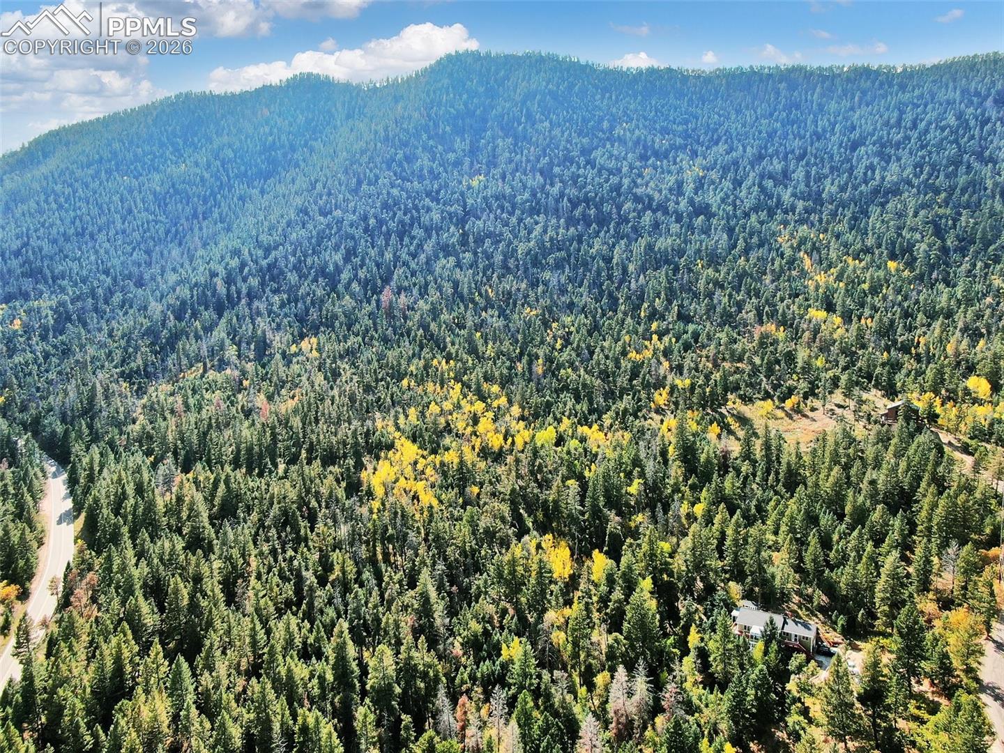 Land in Cascade