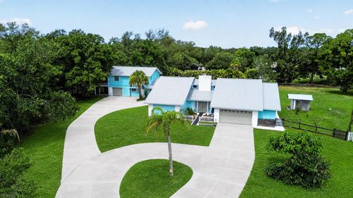 1305 Greenfield Cir, VENICE, FL, 34292-1624 | Card Image