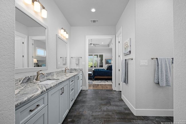 371 River Cliff Pl, House other with 4 bedrooms, 4 bathrooms and null parking in Spring Branch TX | Image 29