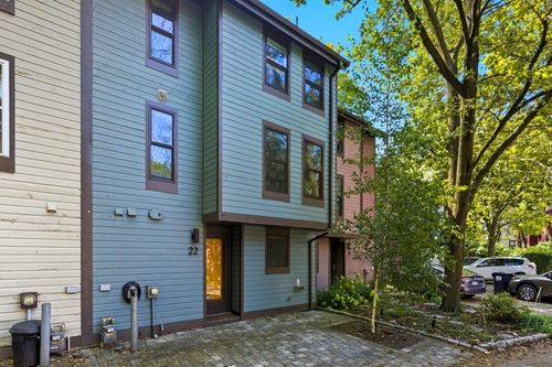 22 Lilac Ct, Cambridge, MA, 02141-1912 | Card Image