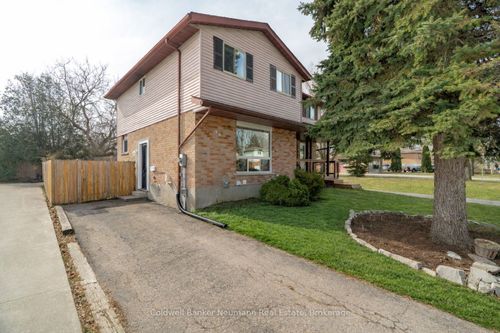 99 Emma St, Guelph, ON, N1E1V1 | Card Image