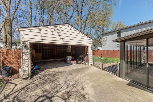 10354 Westwood Rd, House other with 4 bedrooms, 2 bathrooms and null parking in Columbia Station OH | Image 4