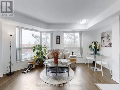 210-75 Av Norman Bethune, Richmond Hill, ON, L4B0B6 | Card Image