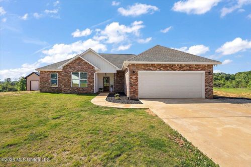 27 Marlee Savell Dr, Forest, MS, 39074-1803 | Card Image