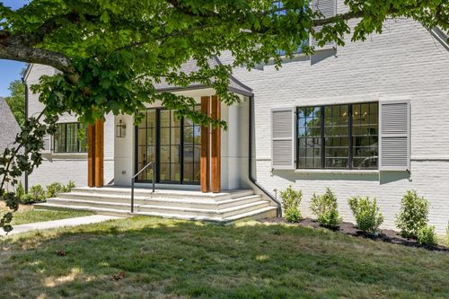142 Haverford Dr, Nashville, TN, 37205-3614 | Card Image