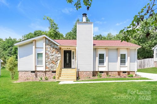 8223 Chrisbry Ln, Charlotte, NC, 28215-9567 | Card Image